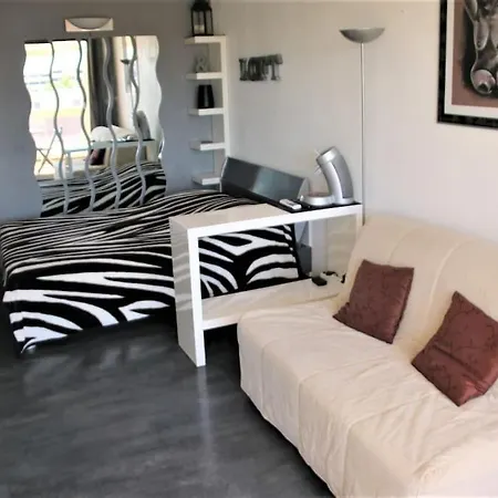 321, Heliopolis Ab Au Village Naturiste דירה *