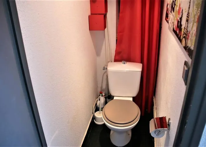 321, Héliopolis Ab Au Village Naturiste Agde